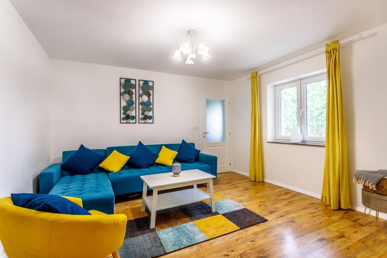 Casa Di Oliva-House With Heated Pool & Jacuzzi In Trilj, Croatia Villa ภายนอก รูปภาพ