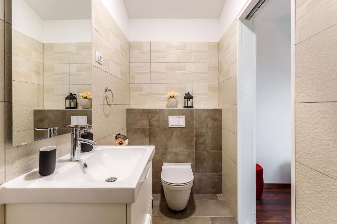 Casa Di Oliva-House With Heated Pool & Jacuzzi In Trilj, Croatia Villa ภายนอก รูปภาพ